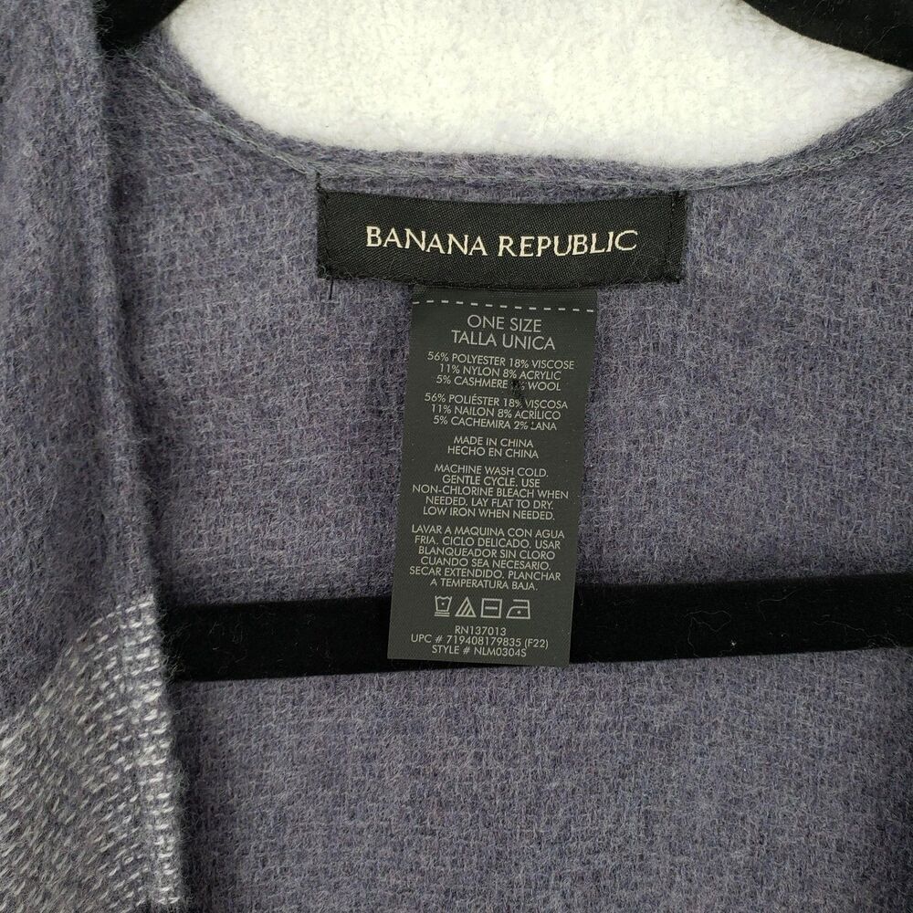 Banana Republic Poncho Womens One Size Blue Gray Plaid Fringed Wrap Cape Shawl - Picture 2 of 7